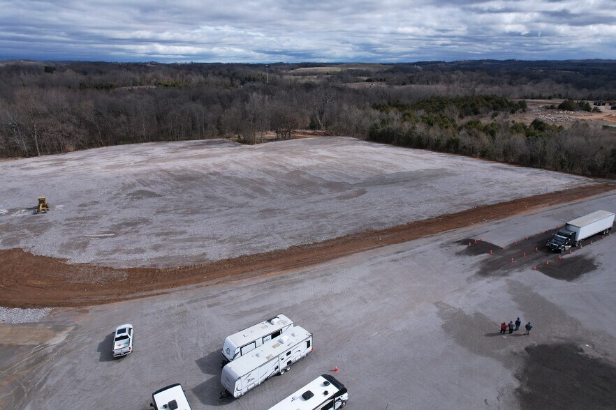 More Photos Of 1230 Industrial Park Rd, Columbia Warehouse For Lease
