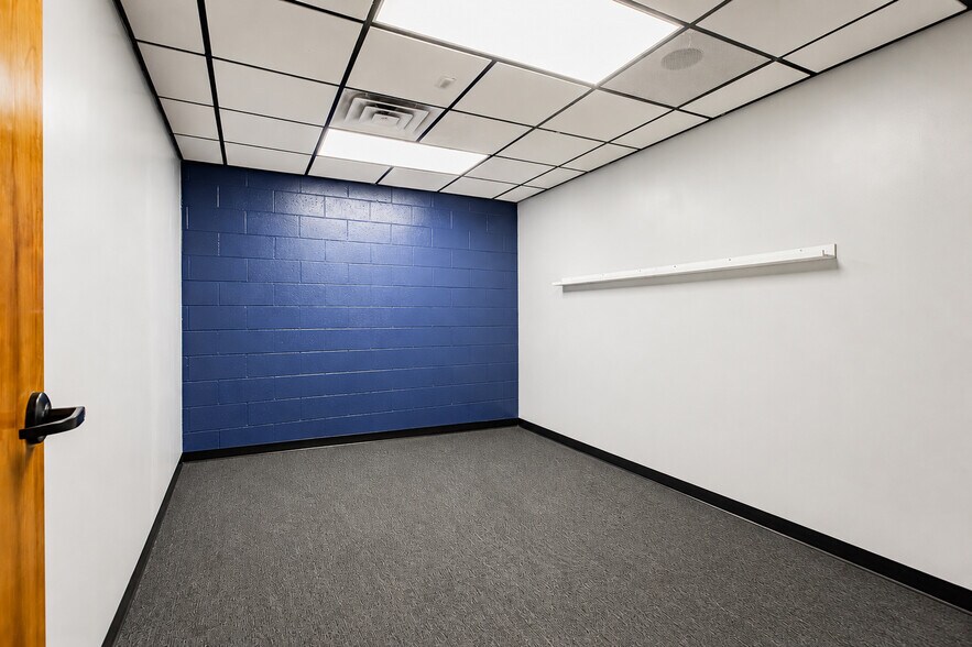More Photos Of 714 S 4th St, Las Vegas Medical For Sale