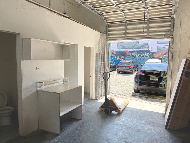 More Photos Of 2520-2550 NW 5th Ave, Miami Storefront For Lease