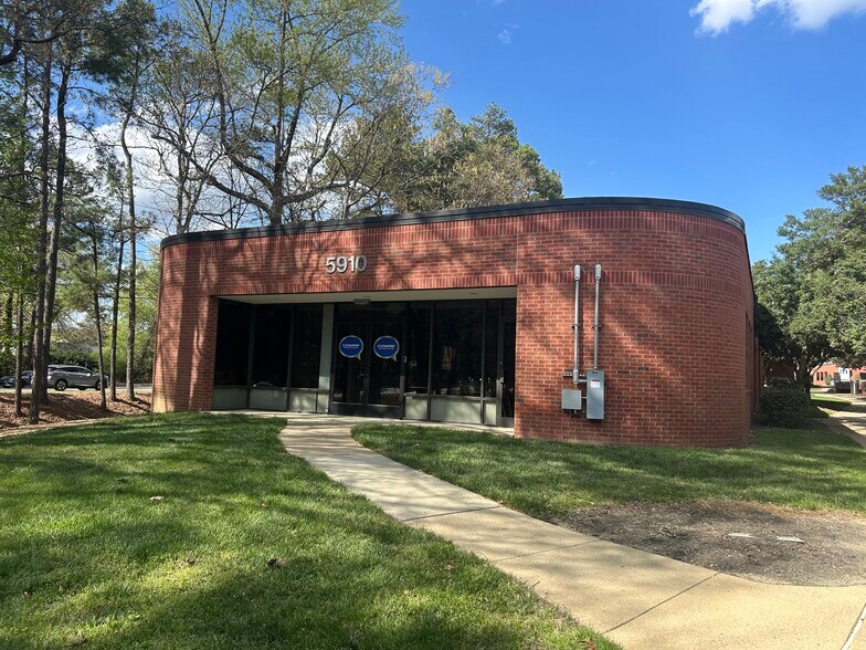 More Photos Of 5910-6040 Six Forks rd, Raleigh Office For Lease