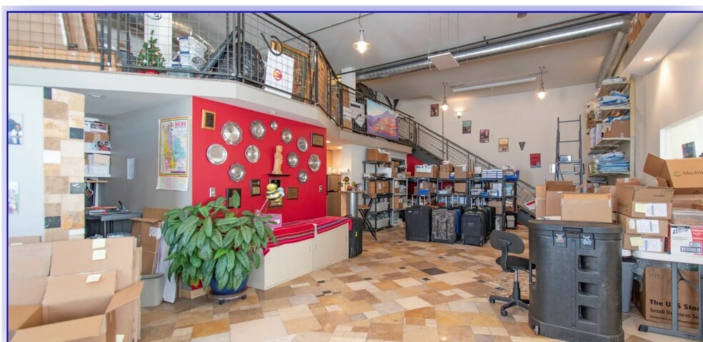 Primary Photo Of 1703 Darrow Ave, Evanston Office Residential For Lease