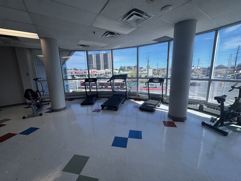 More Photos Of 1450-1470 Midland Ave, Toronto Apartments For Lease