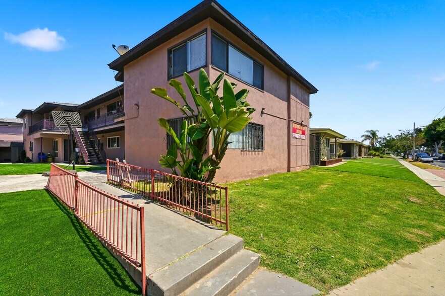 More Photos Of 2912 W 141st Pl, Gardena Multifamily For Sale