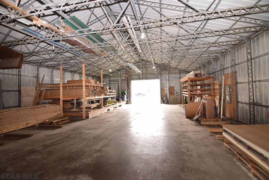 More Photos Of 518 Water St, Orbisonia Storefront For Sale