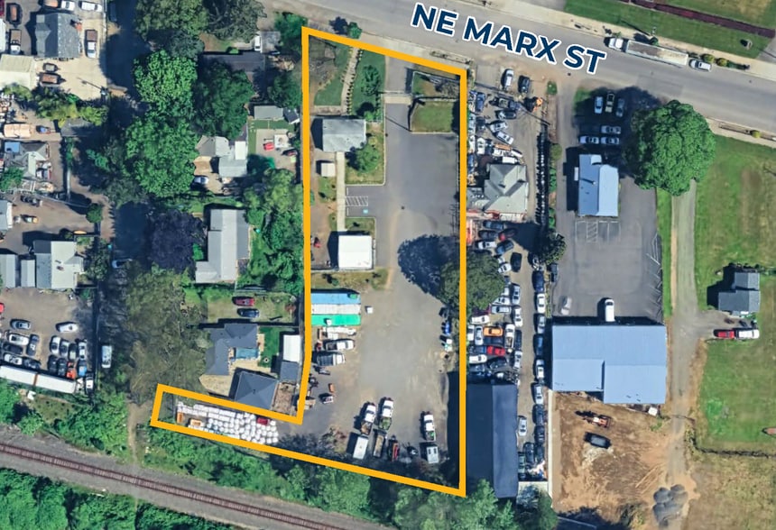 More Photos Of 10930 NE Marx St, Portland Flex For Sale