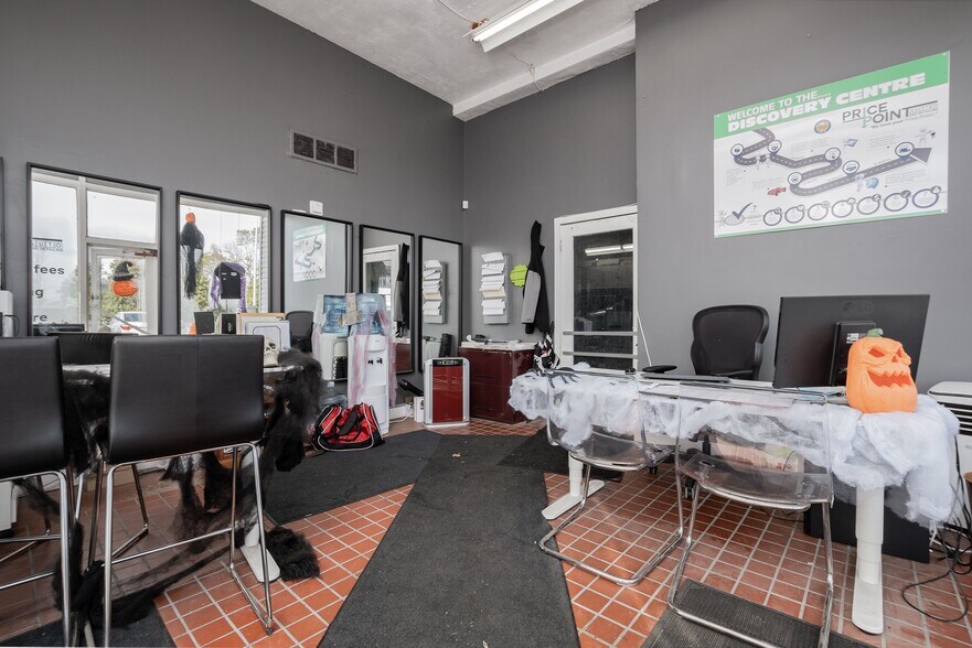 More Photos Of 146 Stewart Blvd, Brockville Light Manufacturing For Sale