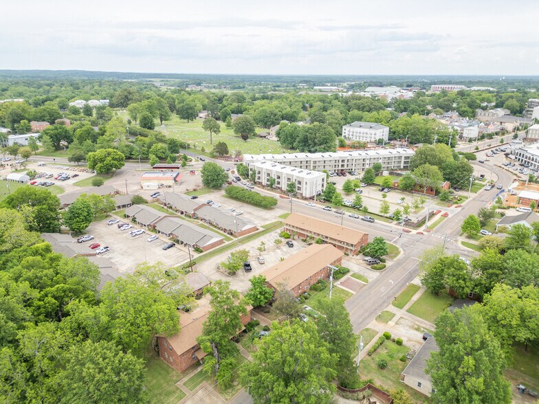 More Photos Of 302 Spring St, Starkville Land For Sale