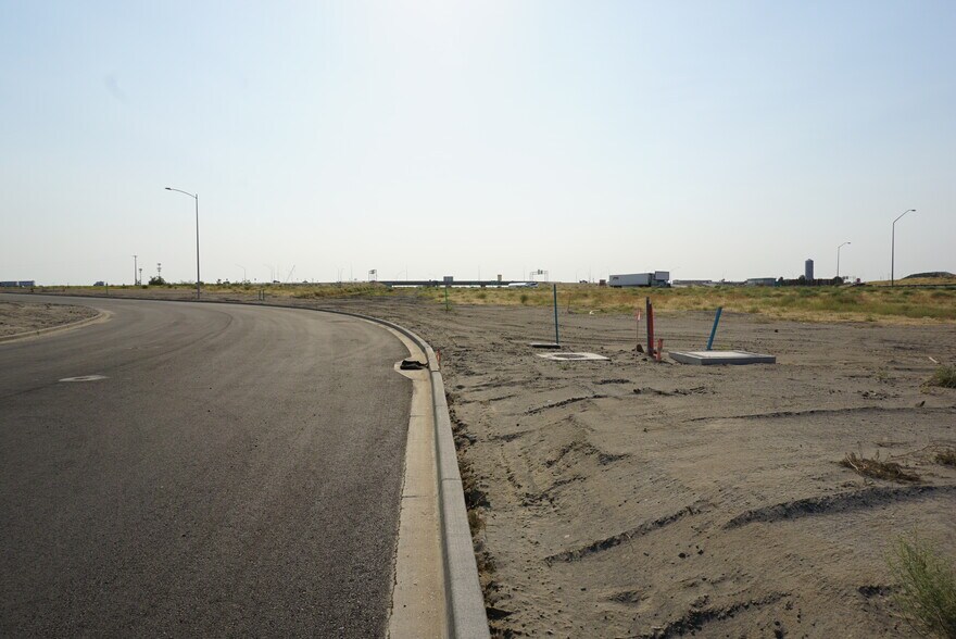 More Photos Of BSP 2022-03 Adams Street, Pasco Land For Sale
