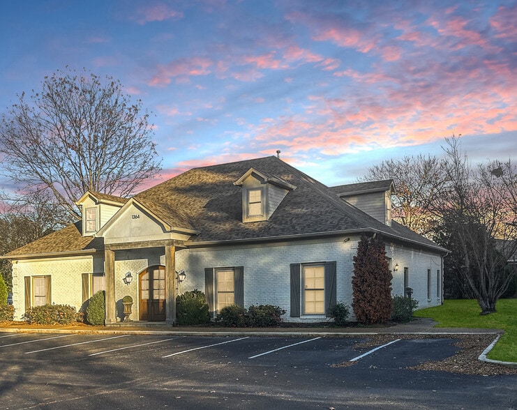 More Photos Of 1364 Cordova Cv, Germantown Medical For Sale