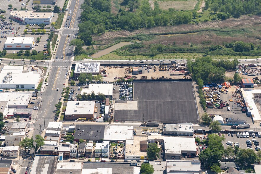 More Photos Of 2025 130th St, College Point Land For Lease