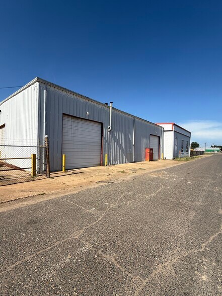 More Photos Of 905-945 N Market St, Shreveport Industrial For Sale