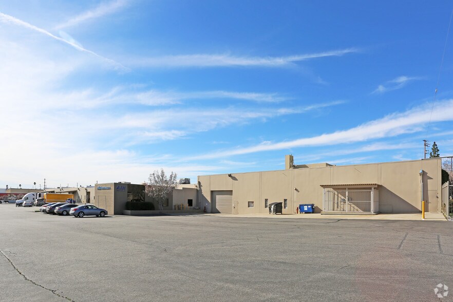 More Photos Of 13001-13051 Bradley Ave, Sylmar Manufacturing For Lease