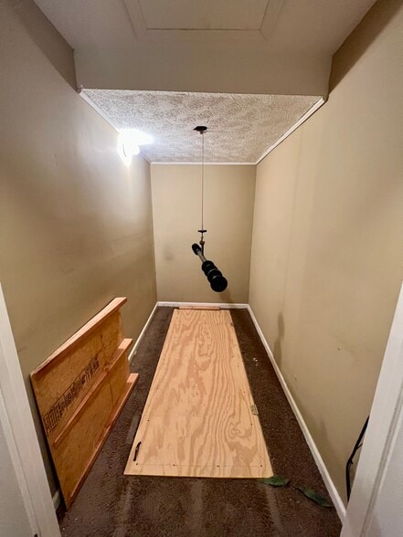 More Photos Of 100 N Fifth St, Manchester Funeral Home For Sale
