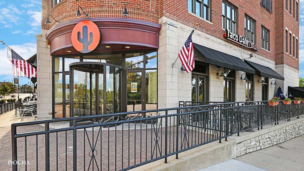 More Photos Of 123 W Washington St, Oswego Office For Lease
