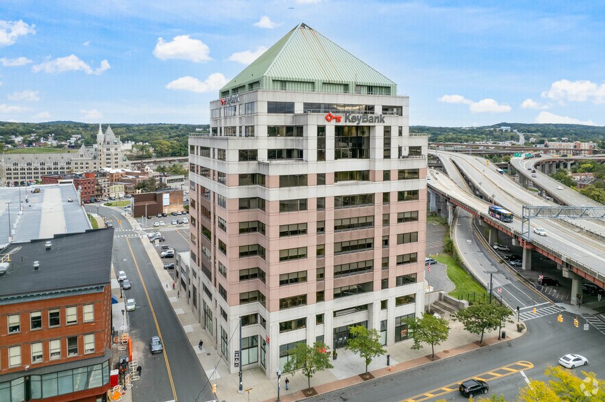 More Photos Of 66 S Pearl St, Albany Office For Lease