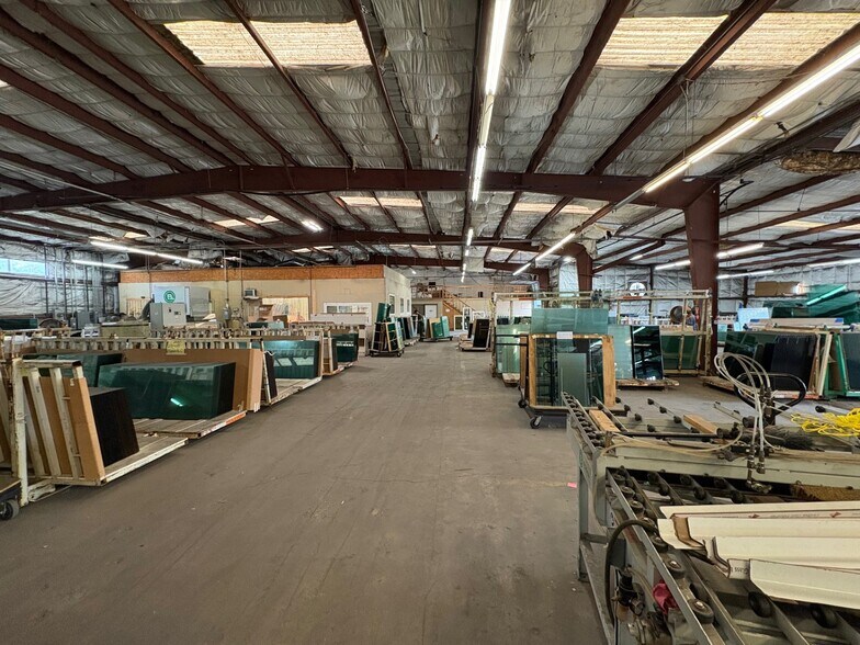 More Photos Of 16261 Hollister St, Houston Unknown For Lease