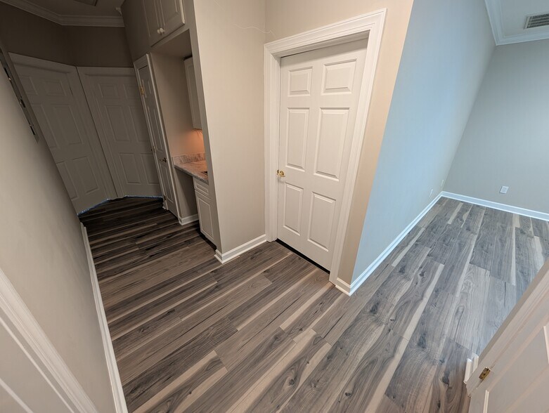 More Photos Of 1220 SE Maynard Rd, Cary Coworking Space