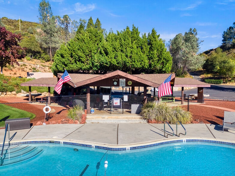 More Photos Of 11270 Konocti Vista Dr, Lower Lake Manufactured Housing Mobile Home Park For Sale