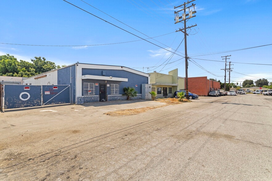More Photos Of 1822 Belcroft Ave, South El Monte Manufacturing For Sale