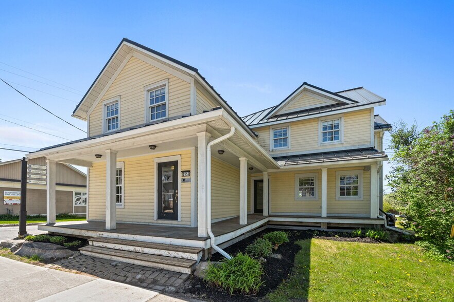 More Photos Of 5550 Manotick Main St, Ottawa Office Residential For Sale