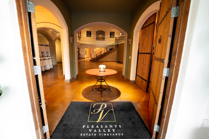 More Photos Of 7539 Pleasants Valley Rd, Vacaville Specialty For Sale
