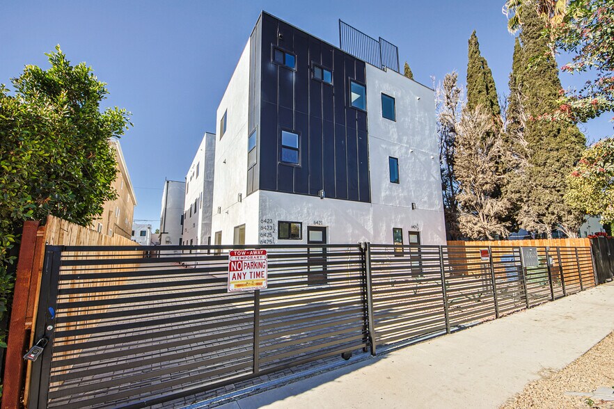 More Photos Of 6421 Troost Ave, North Hollywood Apartments For Sale