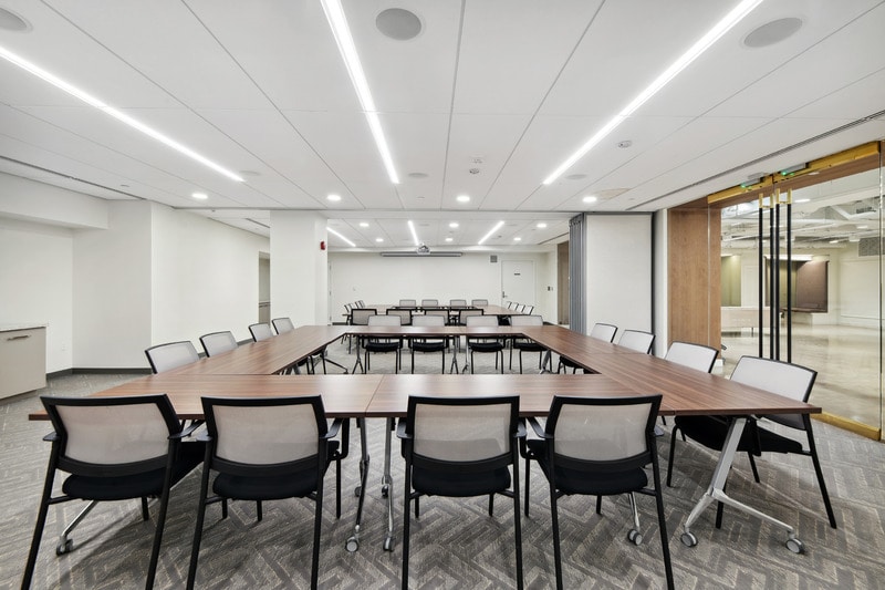 More Photos Of 1156 15th St NW, Washington Office For Lease