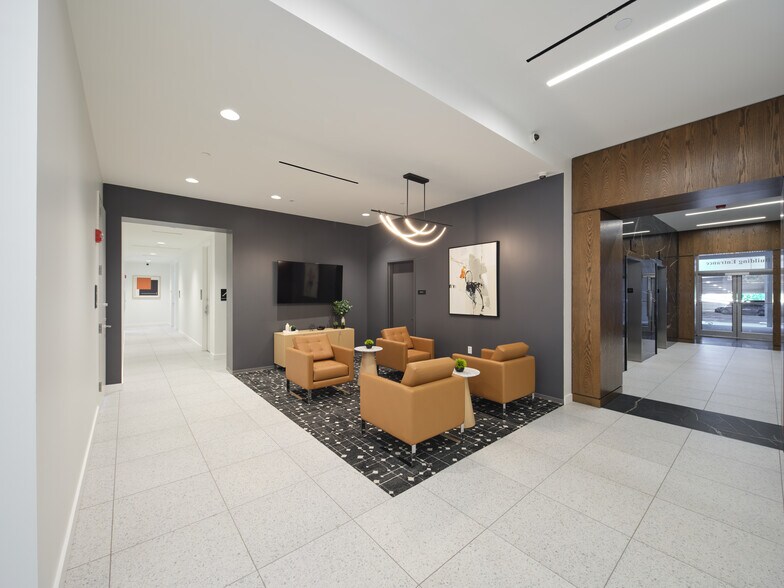 More Photos Of 2970 Peachtree Rd NW, Atlanta Unknown For Lease