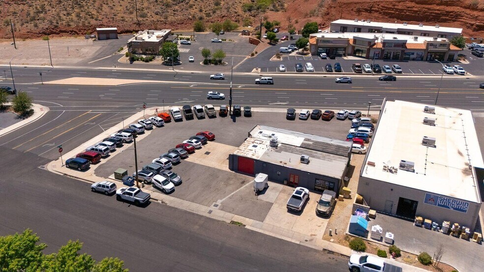 More Photos Of 222 N Bluff St, St George General Retail For Sale