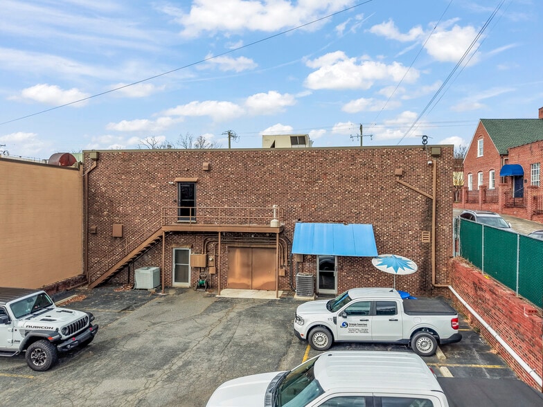 More Photos Of 961 Burke St, Winston-Salem Storefront Retail Office For Sale