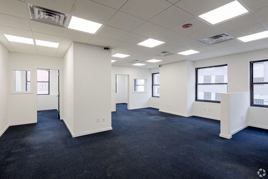 More Photos Of 35 Journal Sq, Jersey City Medical For Lease