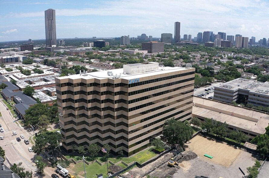 More Photos Of 2401 Fountain View Dr, Houston Office For Lease