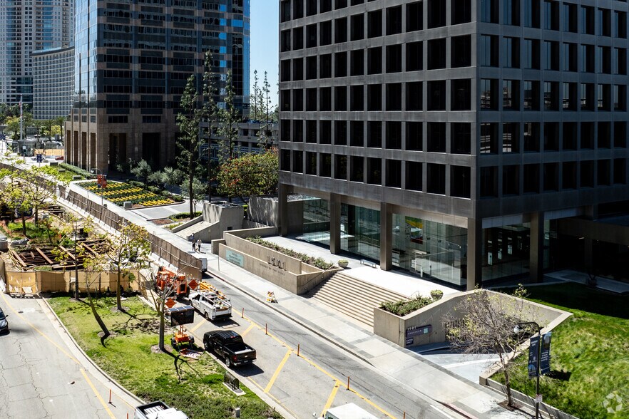 More Photos Of 1901 Avenue of the Stars, Los Angeles Office For Lease