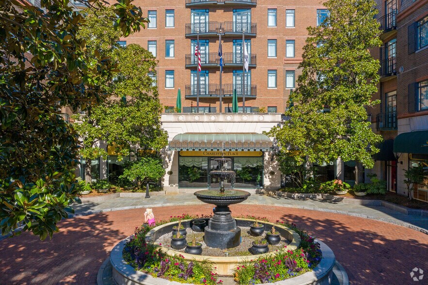 More Photos Of 205 Meeting St, Charleston Hotel For Lease