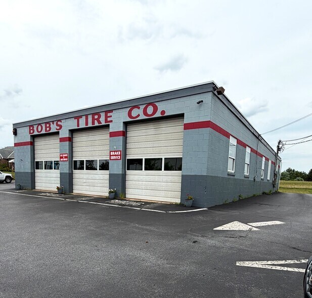 More Photos Of 1529 E Philadelphia Ave, Gilbertsville Auto Repair For Sale