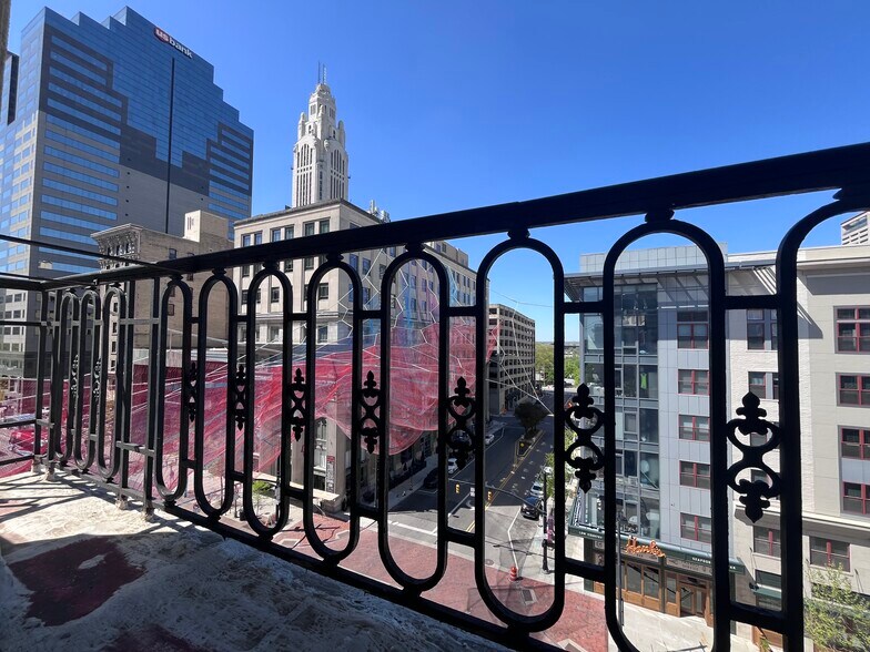 More Photos Of 14 E Gay St, Columbus Loft Creative Space For Lease