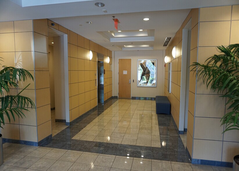 More Photos Of 6700 NW Broken Sound Pky, Boca Raton Office For Sale