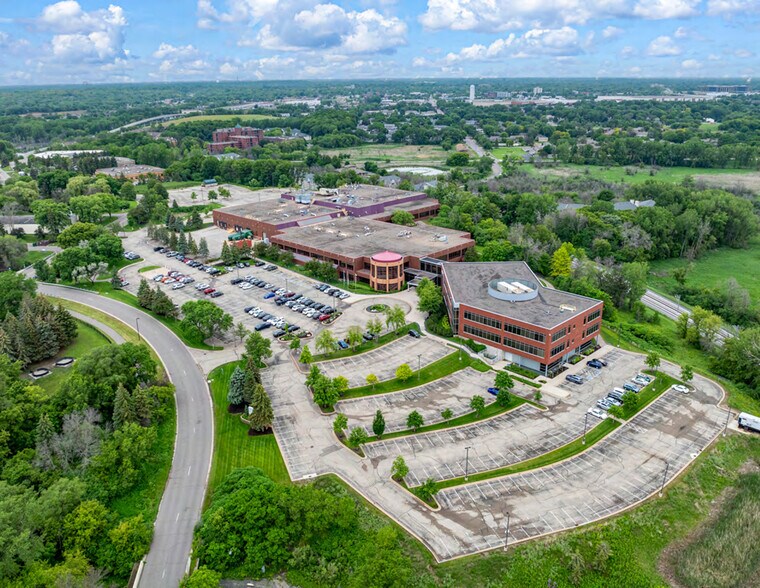 More Photos Of 10700 Bren Rd W, Minnetonka Manufacturing For Lease