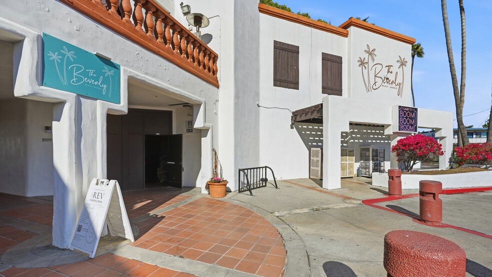 More Photos Of 4110-4190 Mission Blvd, San Diego Unknown For Lease