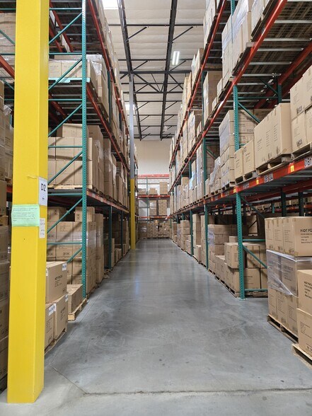 More Photos Of 510 S Magnolia Ave, Ontario Warehouse For Sale