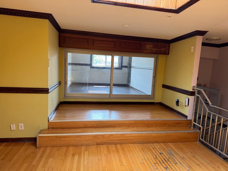 More Photos Of 2467-2469 Arthur Ave, Bronx Storefront For Lease