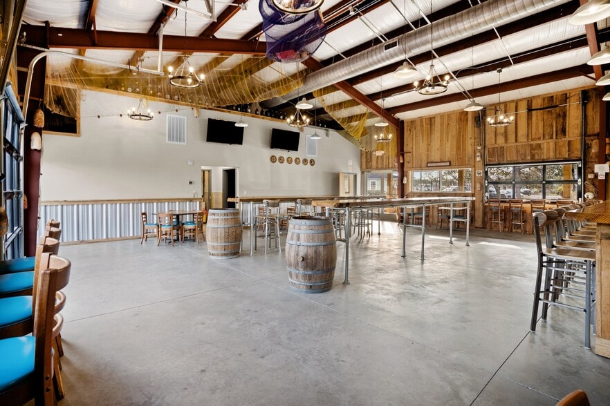 More Photos Of 4810 Long Beach Rd SE, Southport General Retail For Sale