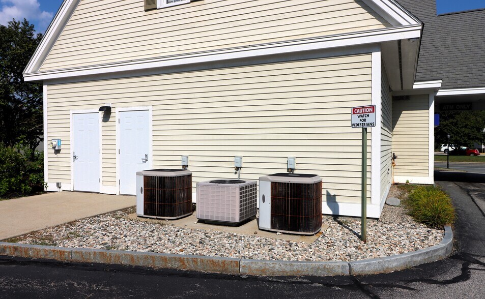 More Photos Of 355 Main St, Gorham Office For Sale