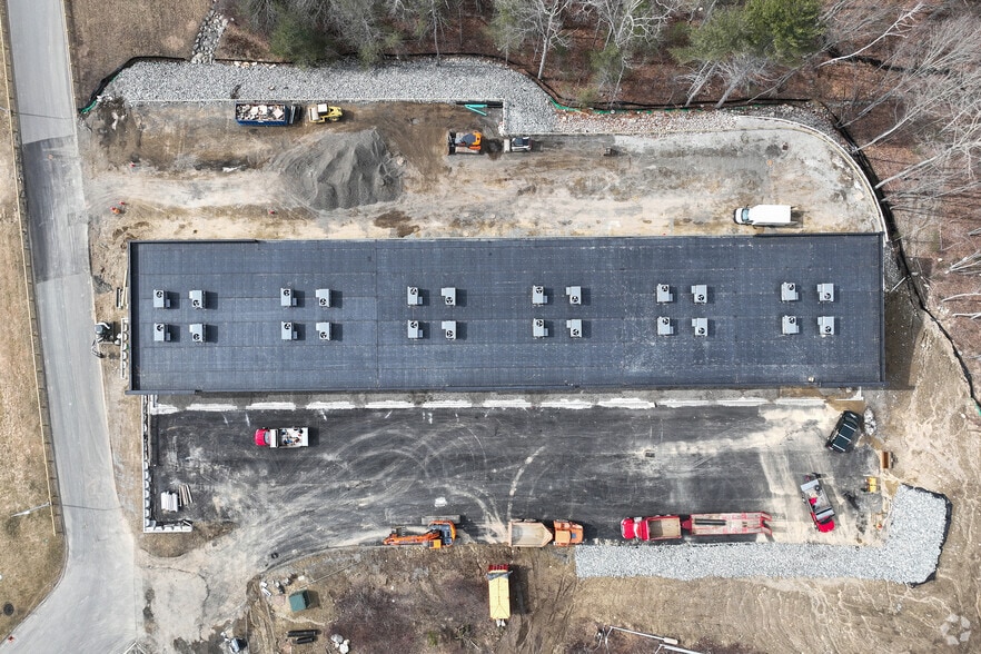 More Photos Of 64 Forest Ridge Dr, Rowley Light Distribution For Lease