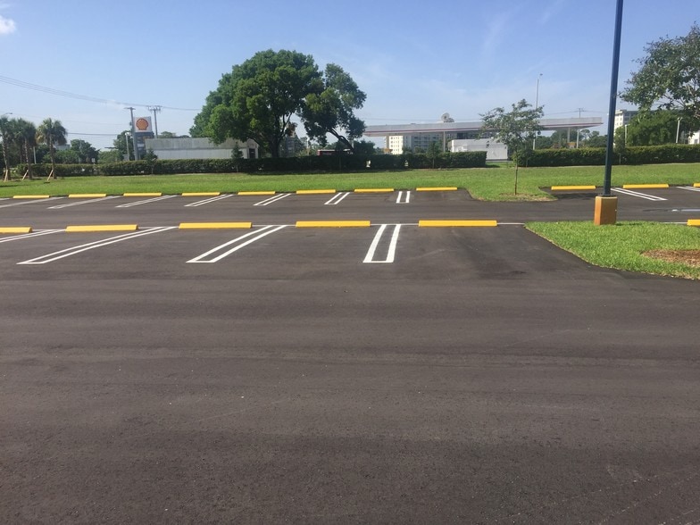 More Photos Of 3113-3185 W Atlantic Blvd, Pompano Beach Unknown For Lease