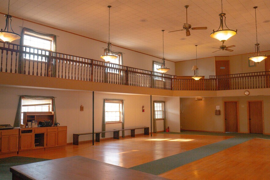More Photos Of 501 S Topeka St, El Dorado Specialty For Sale
