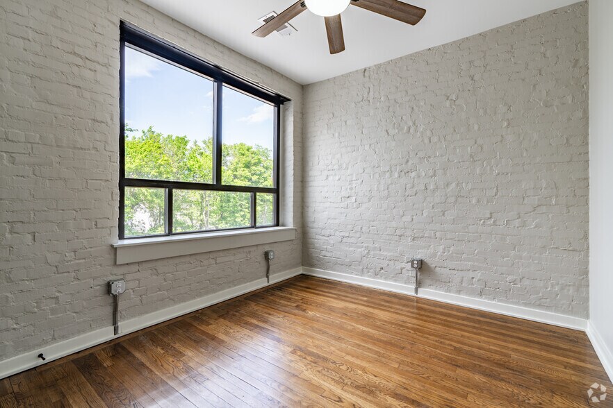 More Photos Of 628 Madison Ave, Memphis Apartments For Lease