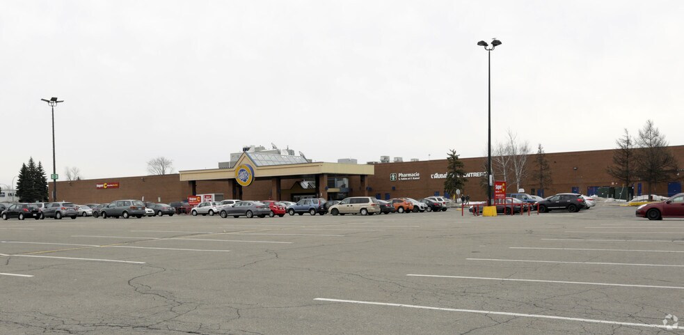 More Photos Of 3237 Boul des Sources, Dollard-des-Ormeaux General Retail For Lease