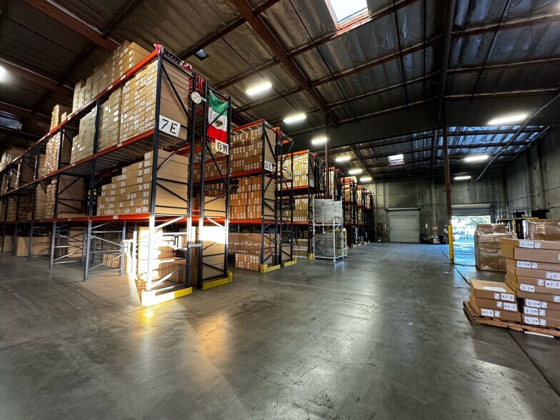 More Photos Of 15929-15939 E Valley Blvd, City Of Industry Warehouse For Lease
