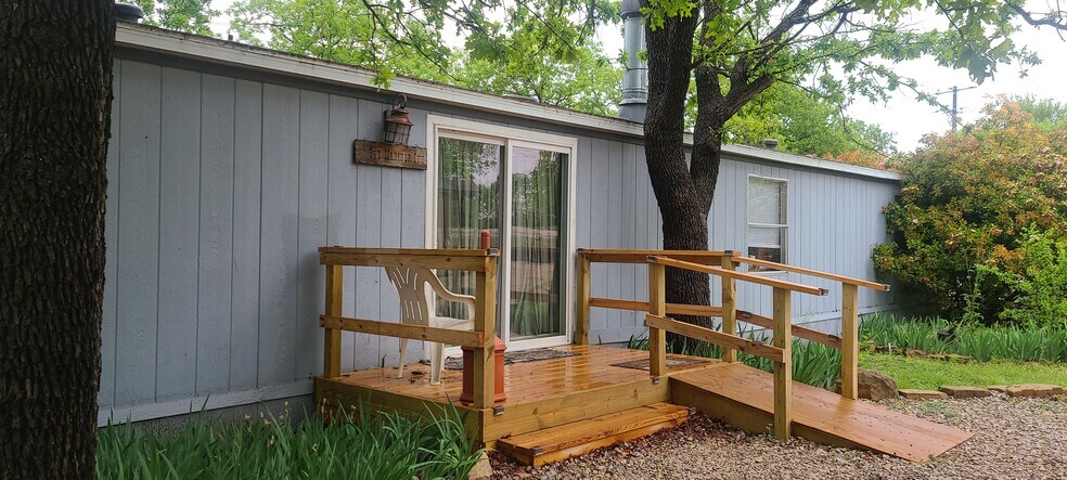 More Photos Of 180 Private Road 1735, Chico Marina For Sale